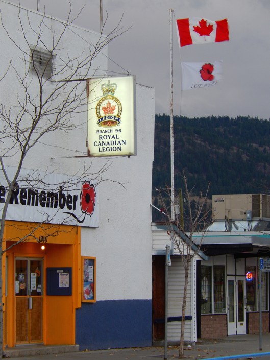 The official start up for the Royal Canadian Legion’s 2015 Poppy Campaign is today! Tables will be set up at Coopers, Extra Foods & Walmart on Fri., Sat. & Sun. this weekend and next.
